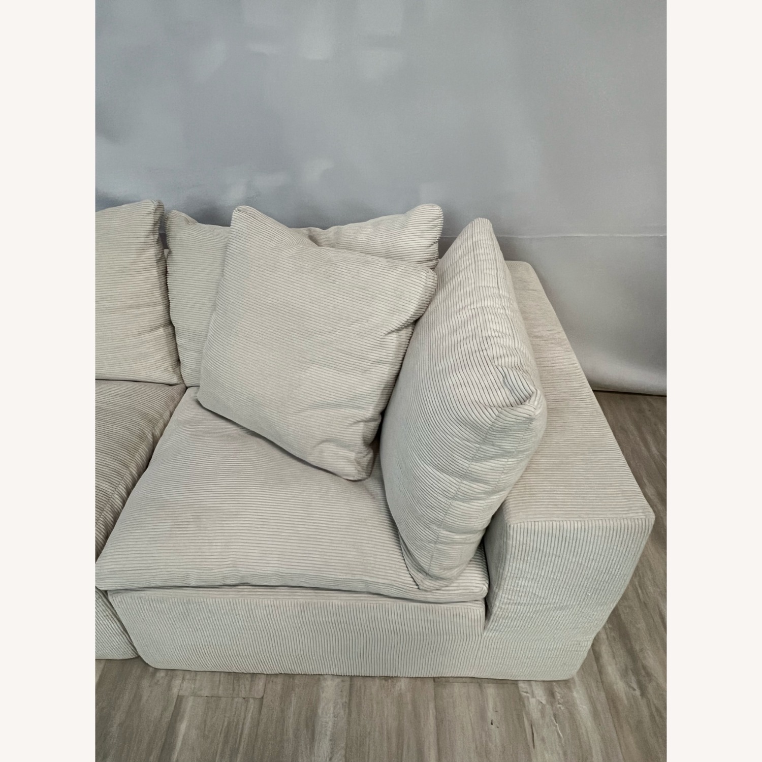 Rove Lab R4 Three Seater with Ottoman - image-5