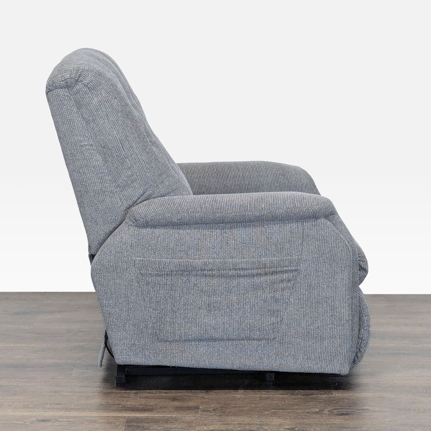 La-Z-Boy Gray Power Recliner Lift Chair - image-3