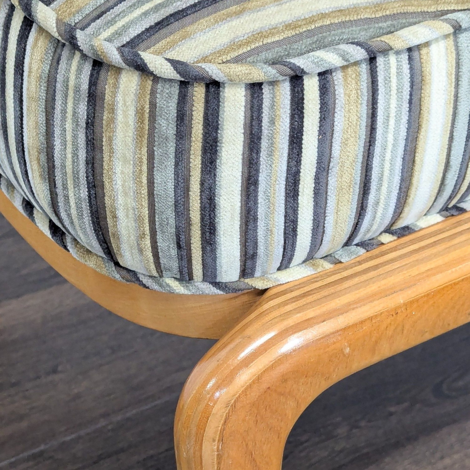 VintageItalian Modern Expandable9-Piece Dining Set - image-11