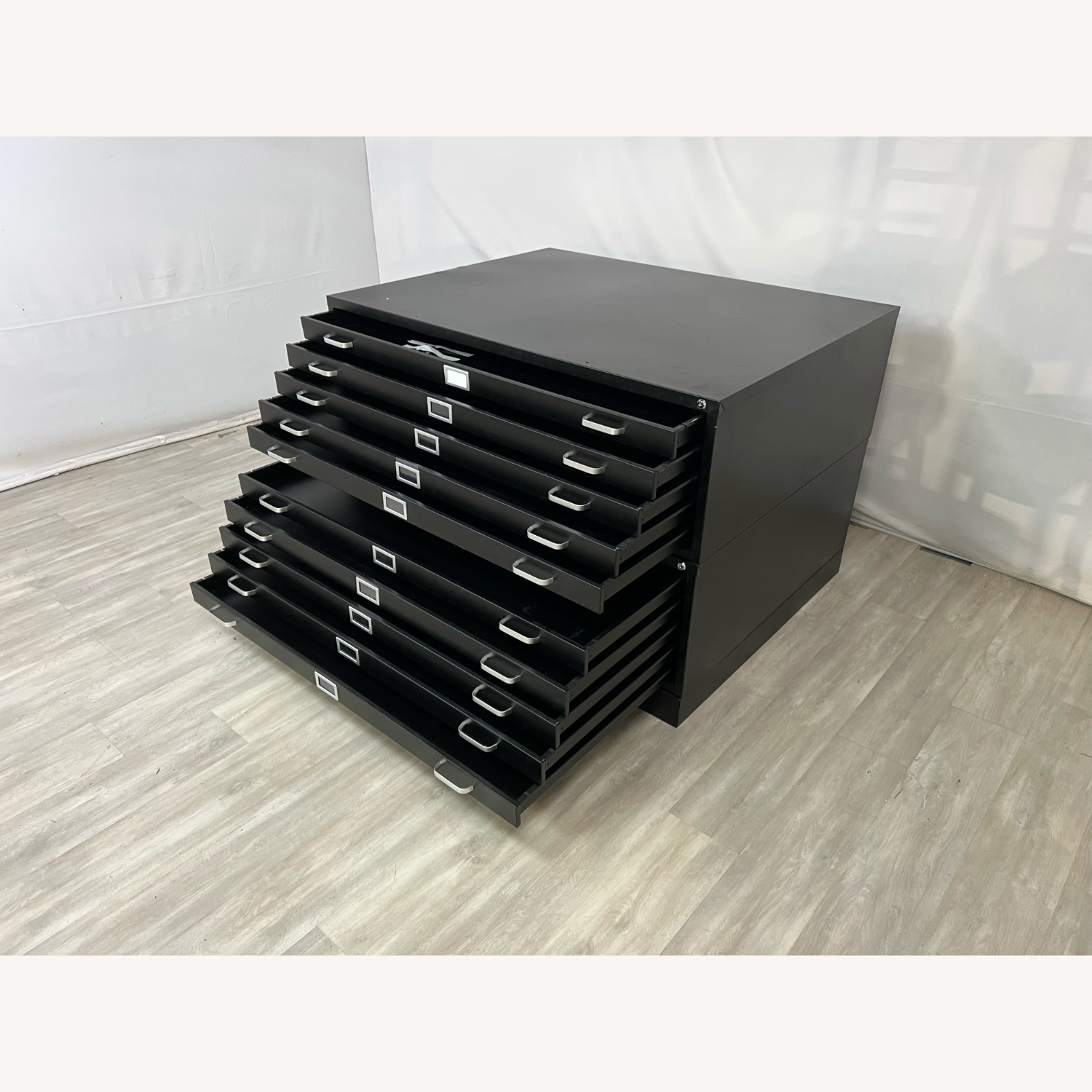 Safco Steel Flat Files 10 Drawer - image-13