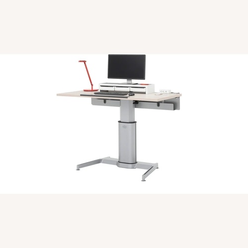 Used Steelcase / Details Adjustable Sit-Stand Desk for sale on AptDeco