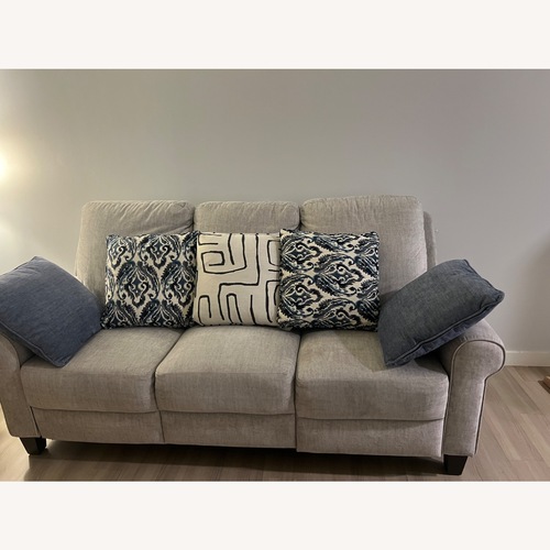 Used Raymour & Flanigan Light Gray 3+ Seater Sofa for sale on AptDeco