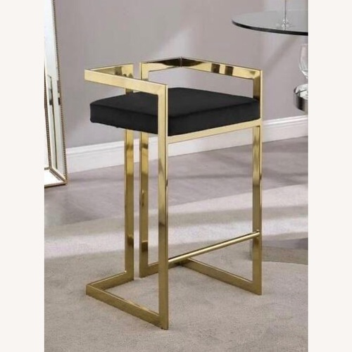 Used Amazon Worlds Away Hearst Linear Bar Stool   for sale on AptDeco
