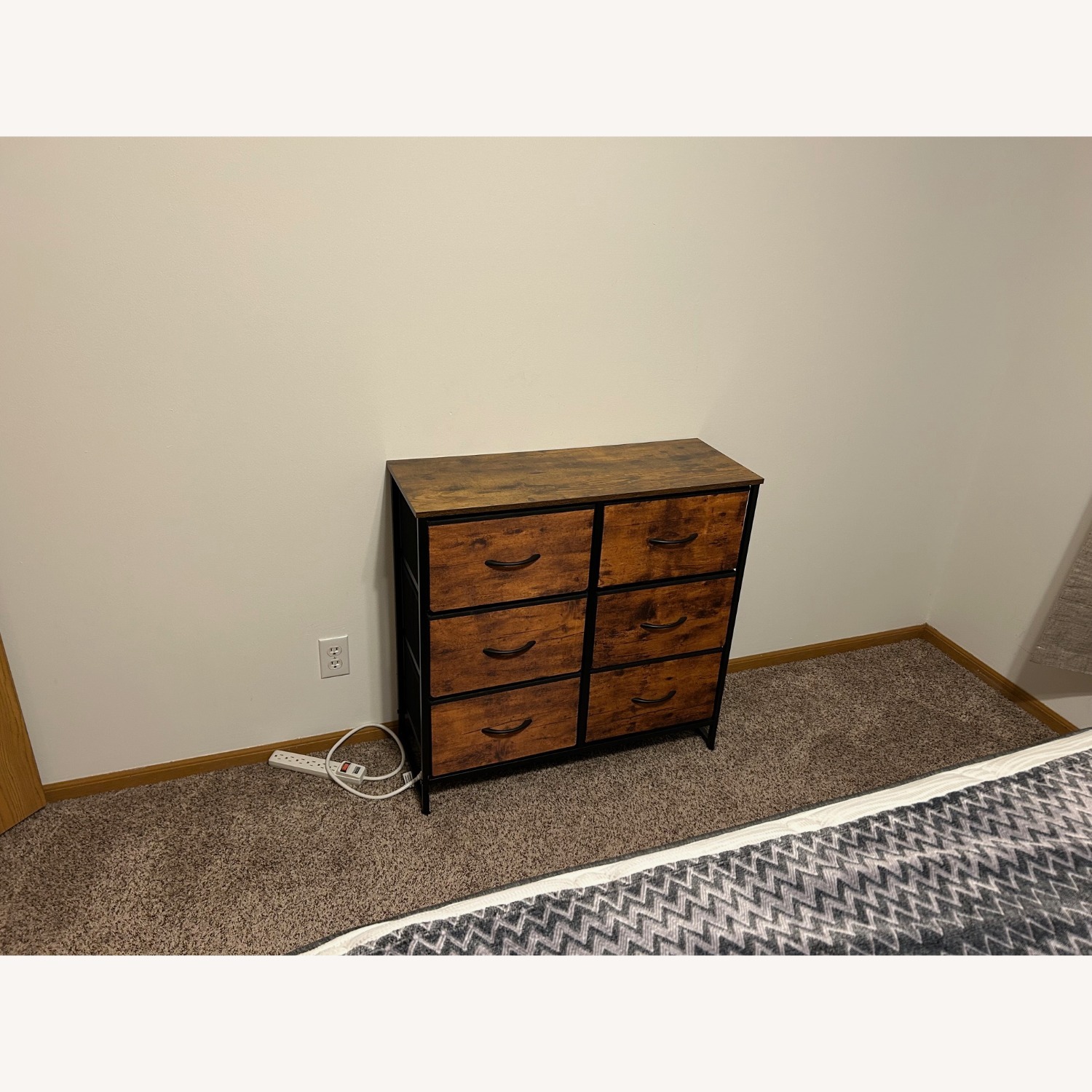 Dark Brown Queen Bed - image-2