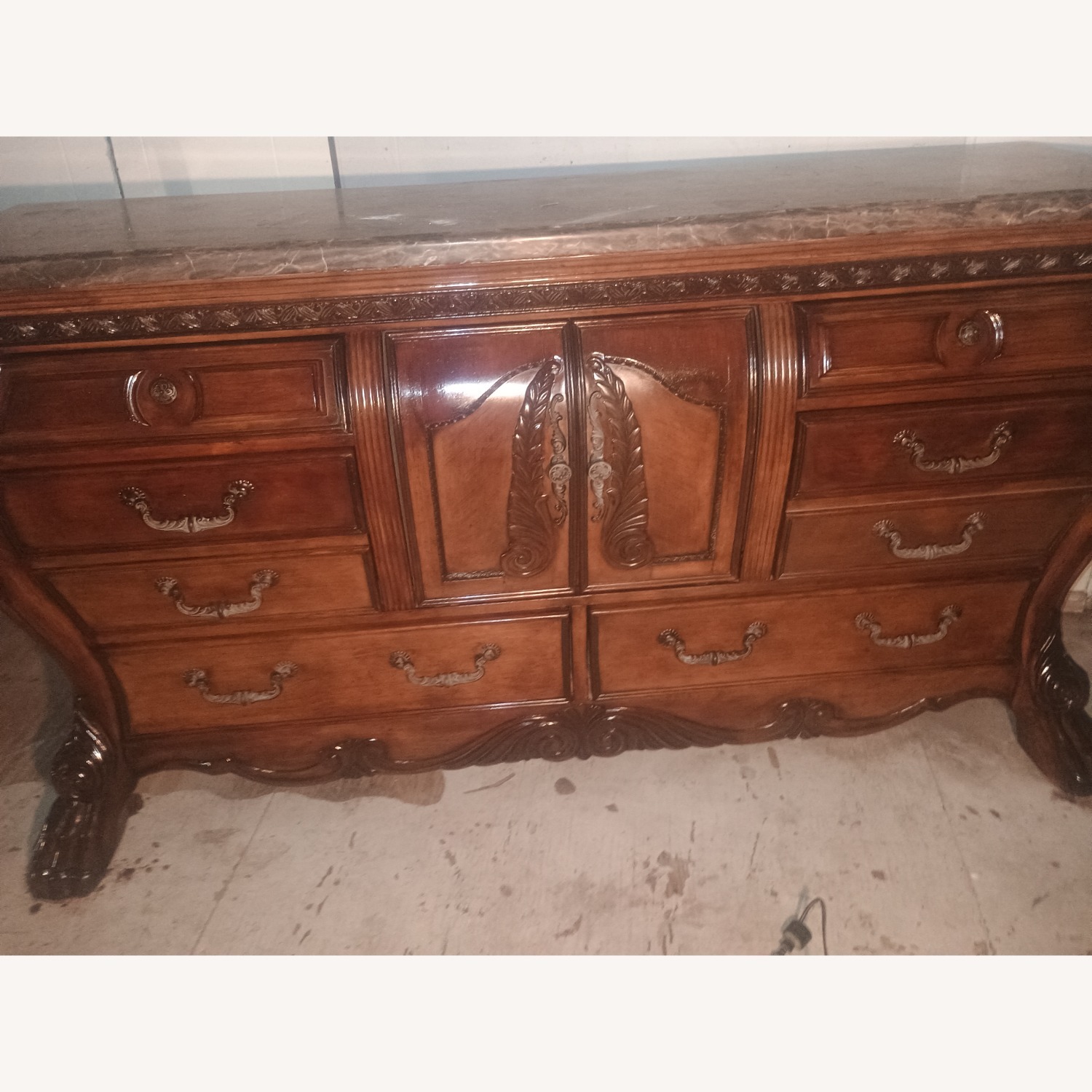 Vintage/Antique Dresser - image-4