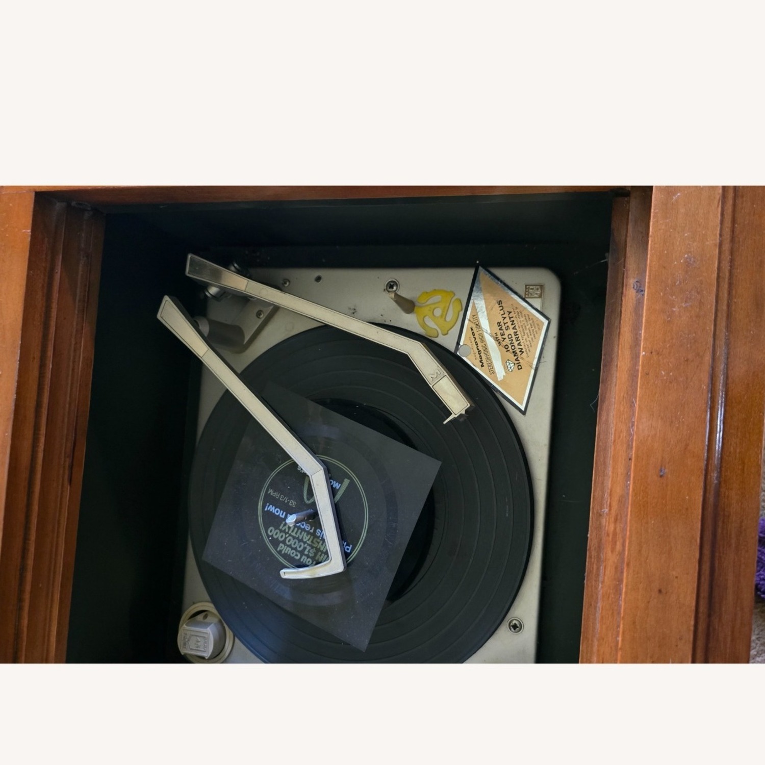Vintage Wood Cabinet Radio-Record  - image-8