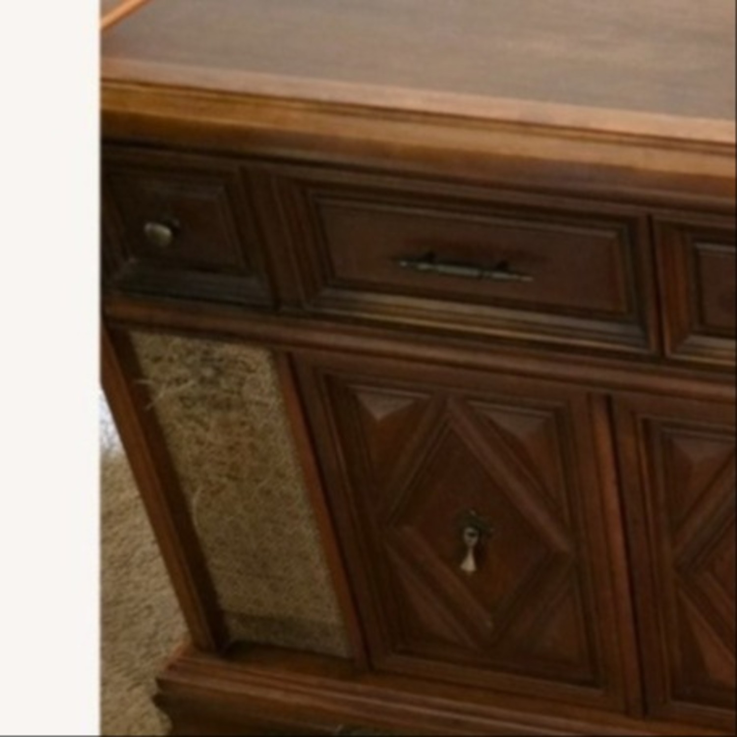 Vintage Wood Cabinet Radio-Record  - image-11