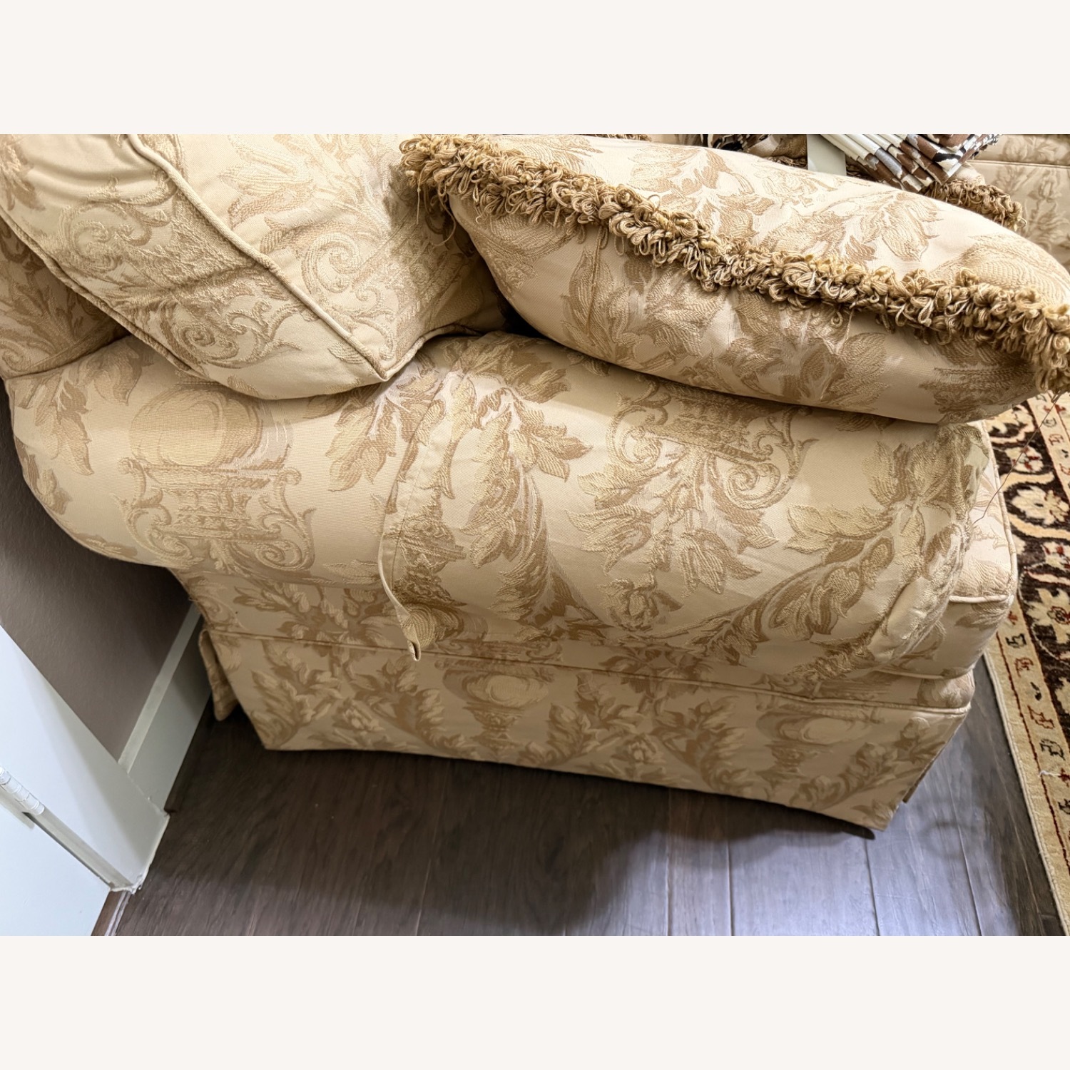 Henredon Natural 3+ Seater Sofa - image-2