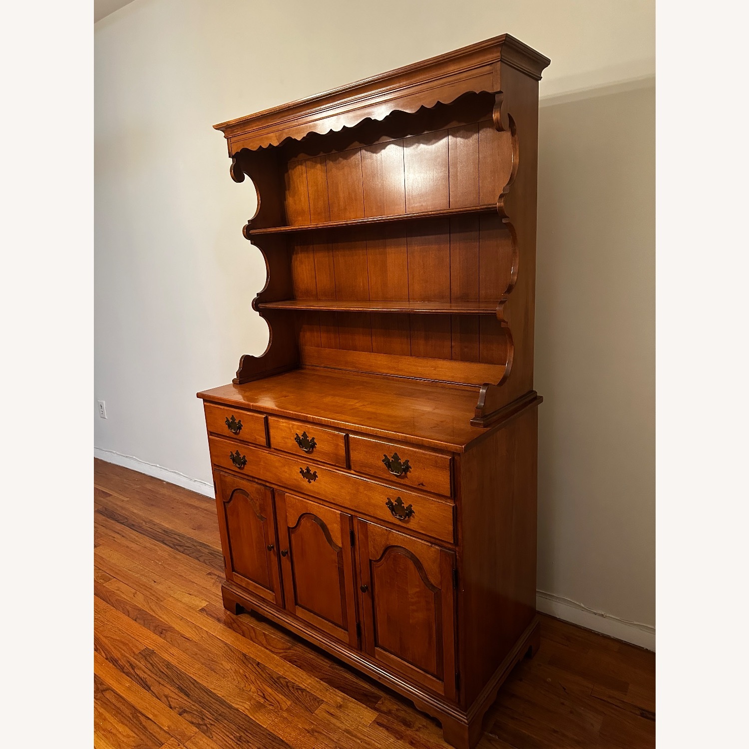 Vintage/Antique Finds Dark Brown Wood Sideboard - image-5