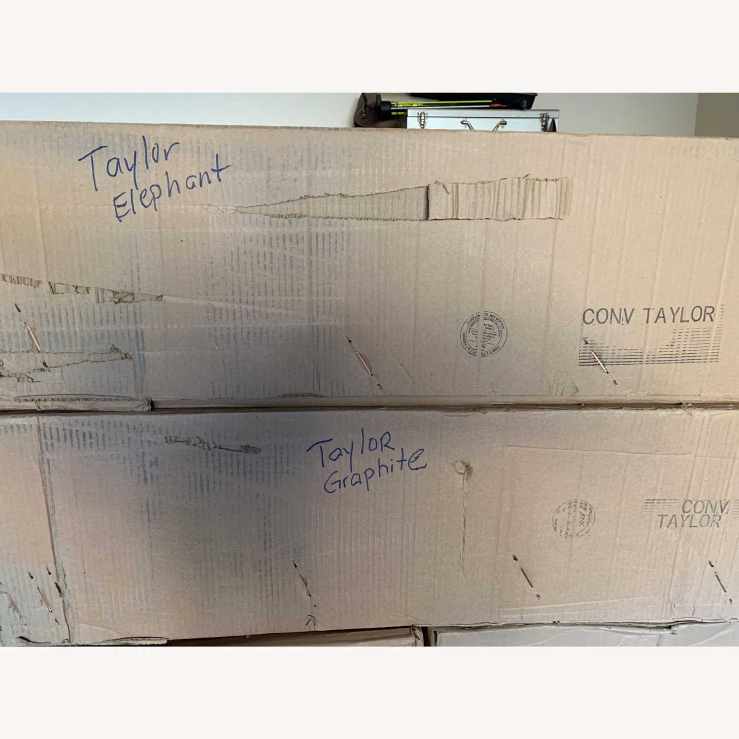 Natart Taylor Gray Light Gray Wood Crib - image-2