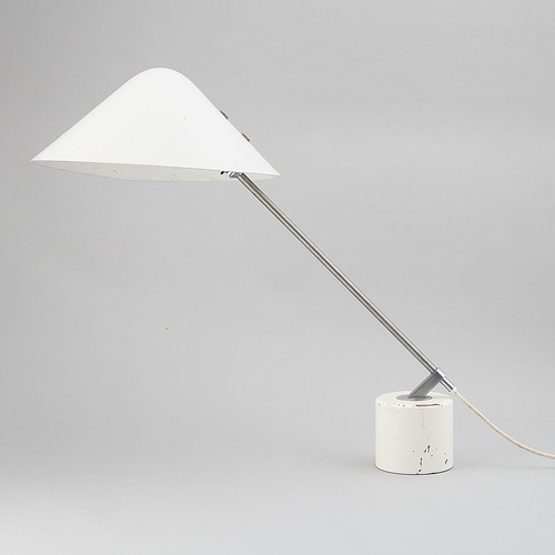 Used Vintage/Antique White Metal Table Lamps for sale on AptDeco