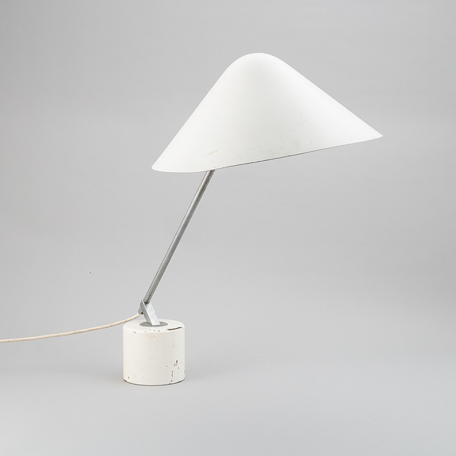 Vintage/Antique White Metal Table Lamps - image-5