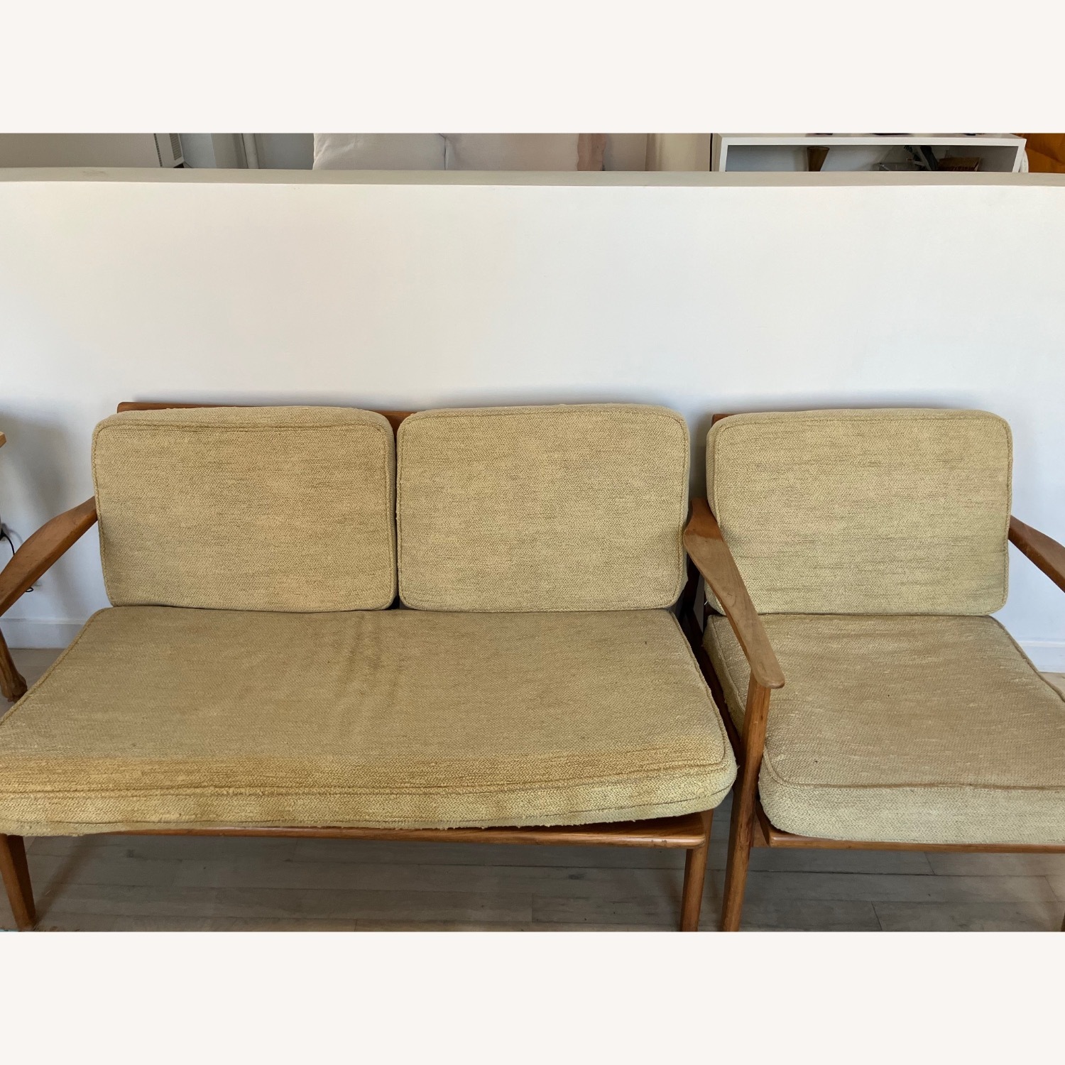 J.B. Van Sciver Co. Natural 3+ Piece Sectional - image-5