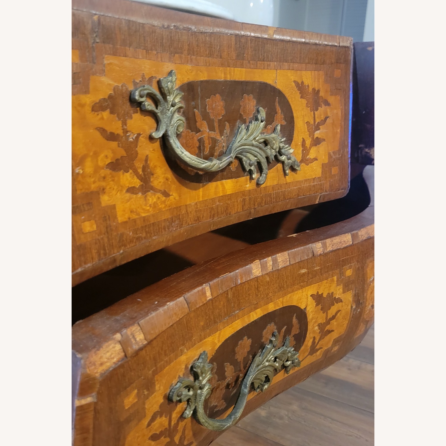 Vintage/Antique Finds Chest - image-2
