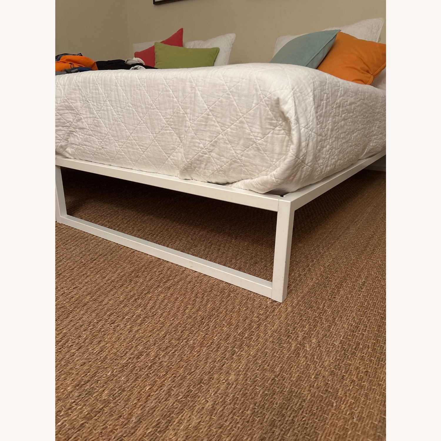 Luminaire White Steel Twin Bed - image-1