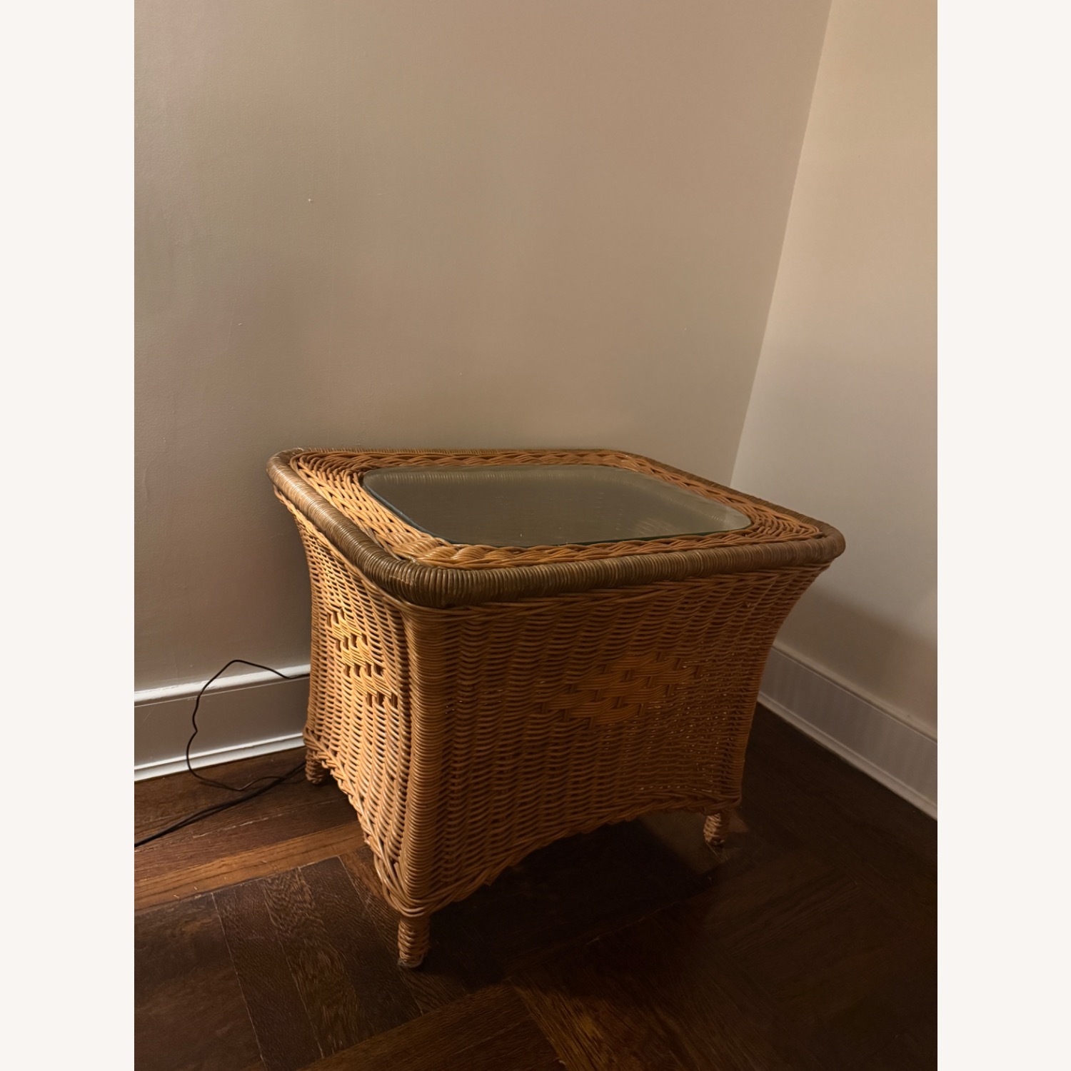 Vintage/Antique Natural Wicker Side Table - image-1