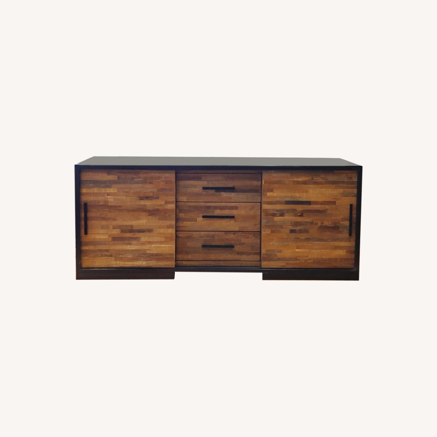 Crate & Barrel Seguro 68" Media Console  - image-19