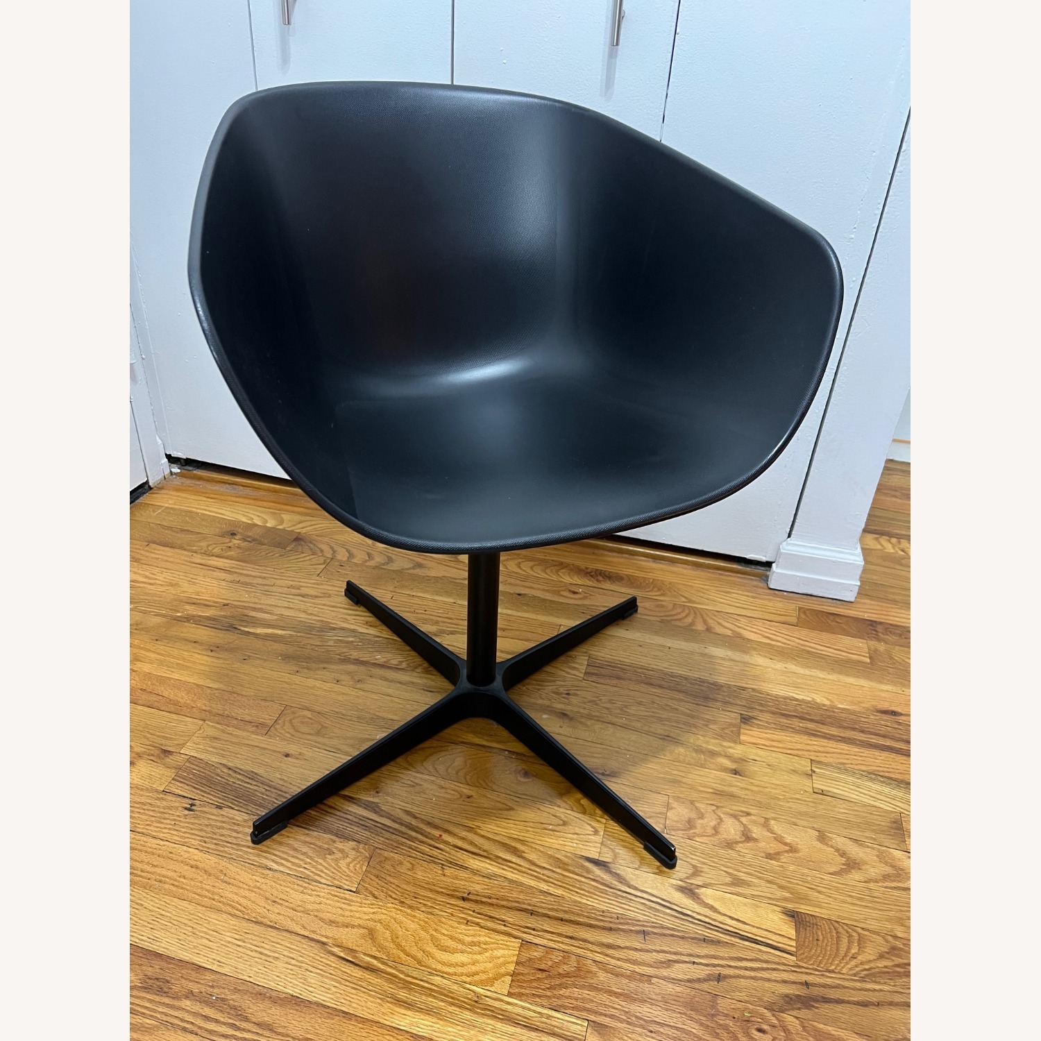 CB2 Poppy Curved Office Chair - image-2
