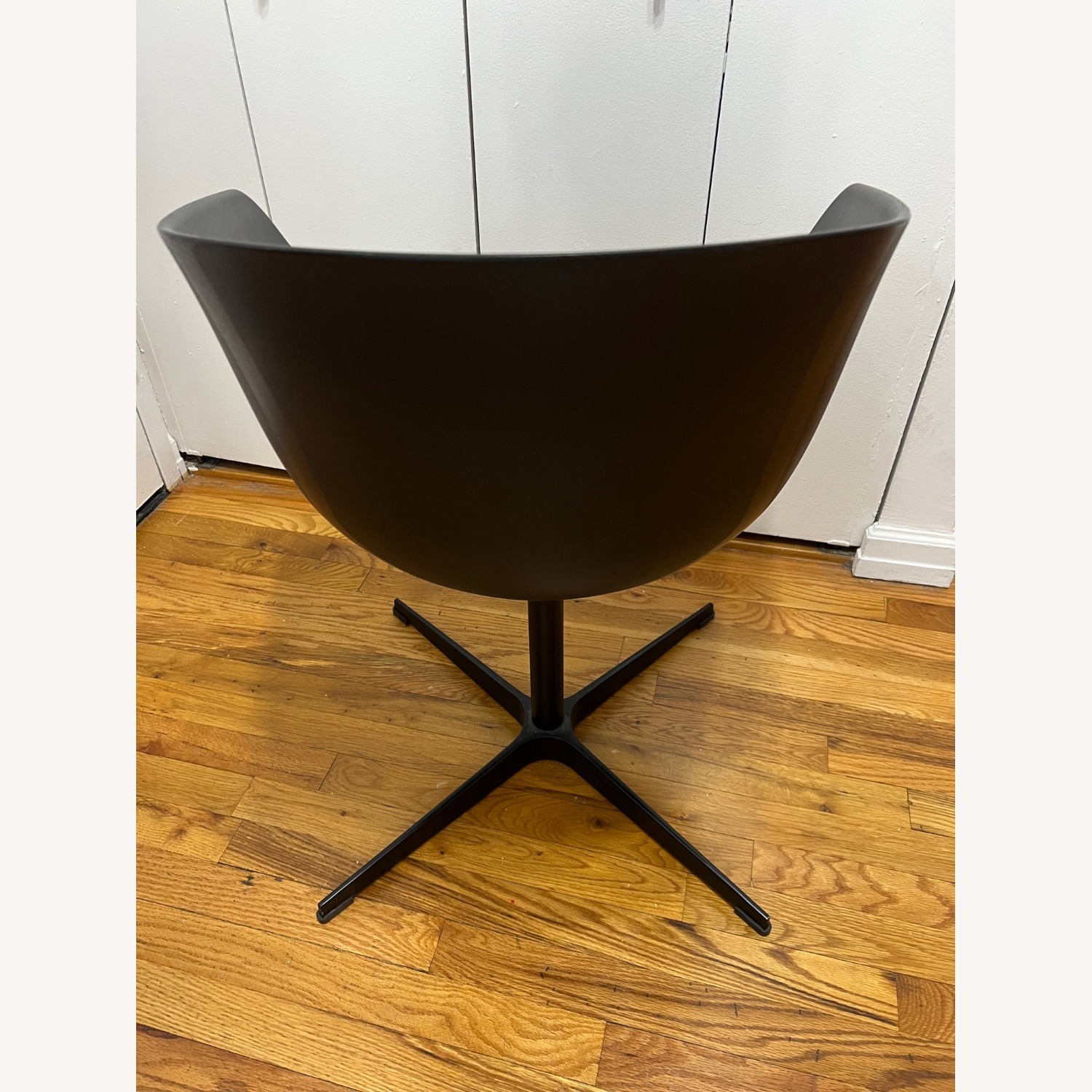 CB2 Poppy Curved Office Chair - image-4