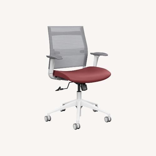 Used Sitonit Wit White Fabric Office Chair for sale on AptDeco
