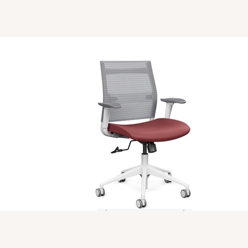 Used Sitonit Wit White Fabric Office Chair for sale on AptDeco