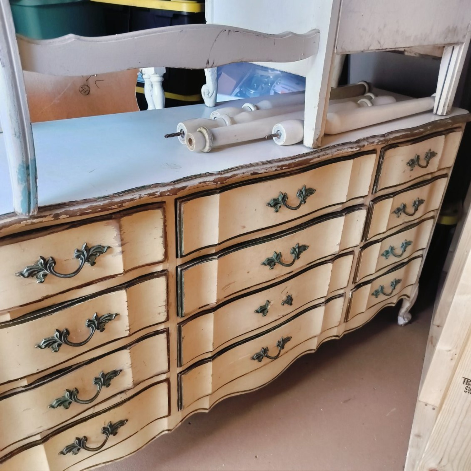 French Provincial Dressee - image-3