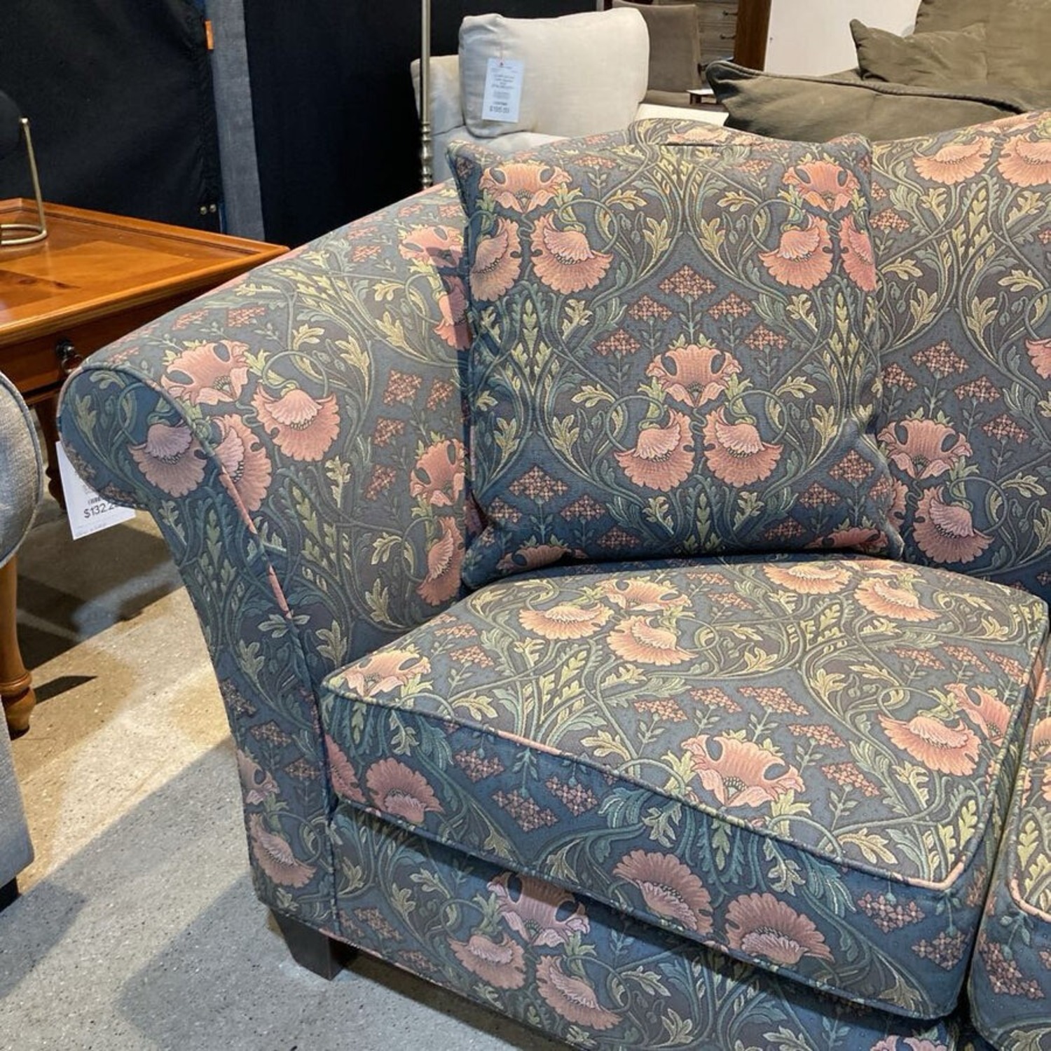 Upholstered Floral Fabric Two-Seat Loveseat - image-4