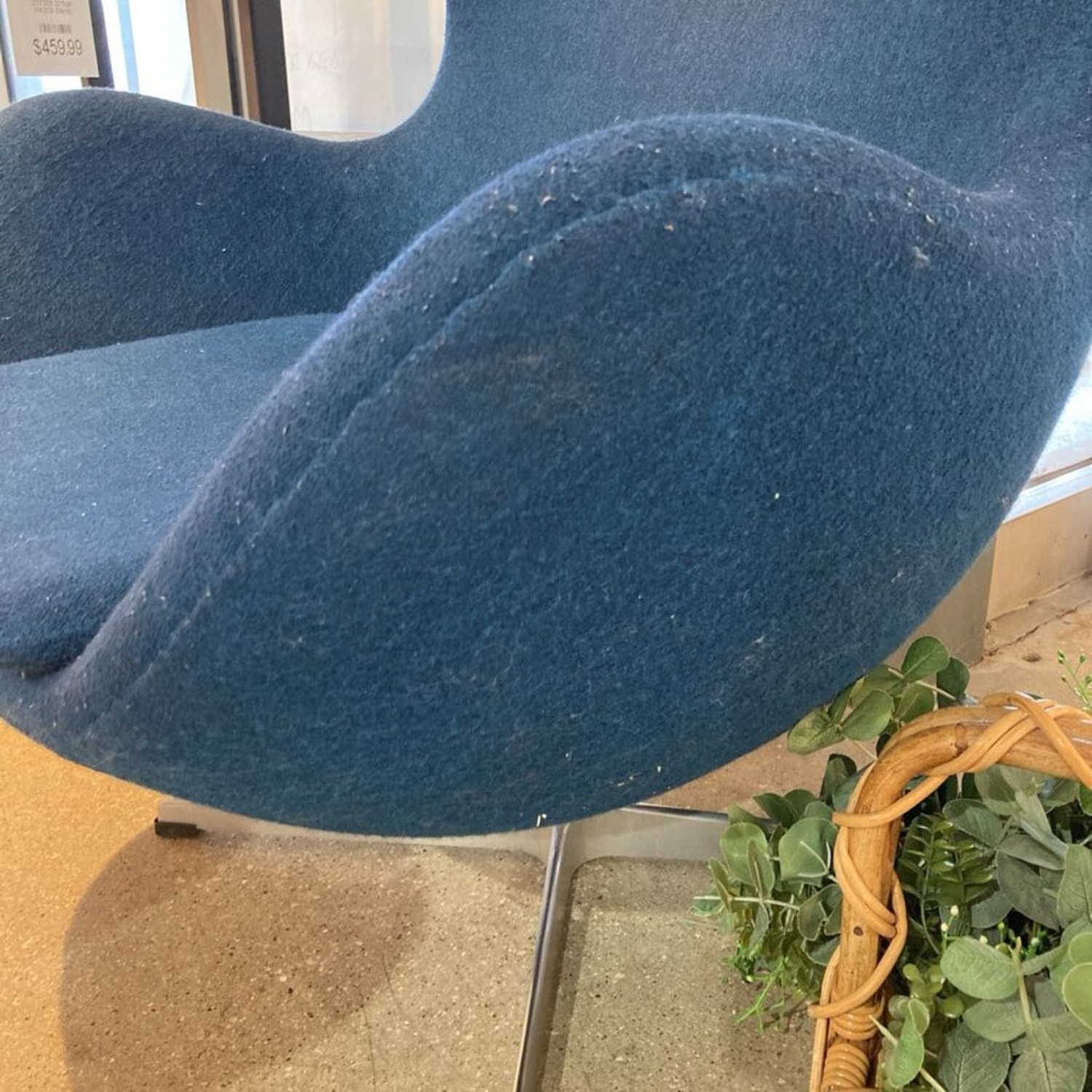 Arne Jacobsen Egg Lounge Chair w/ Ottoman  - image-6