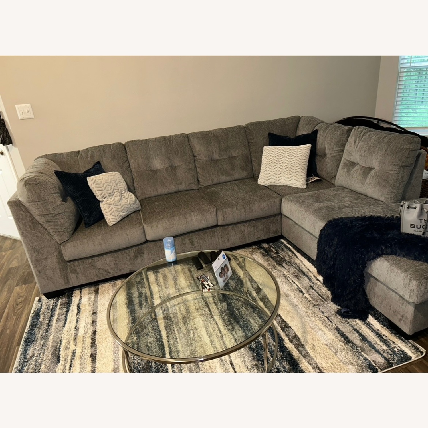 Marleton 2-Piece Sectional - image-2