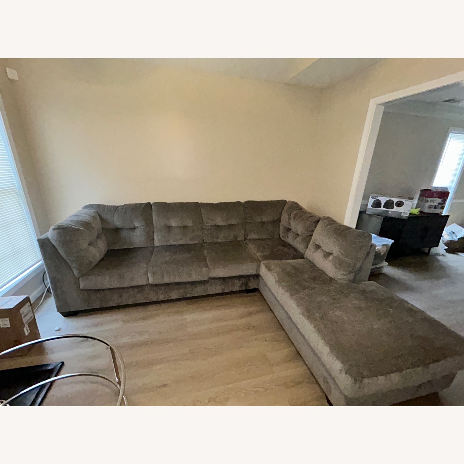 Marleton 2-Piece Sectional - image-3