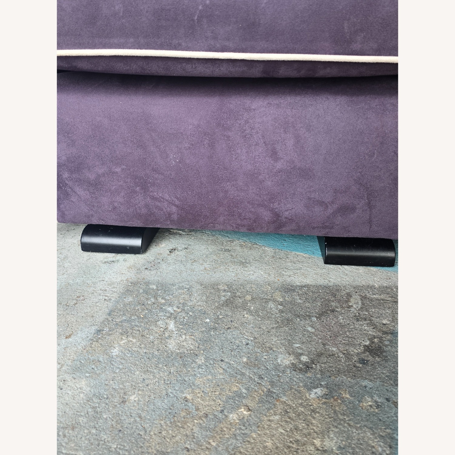 Mo-ma Purple Suede Nursing Chair - image-4
