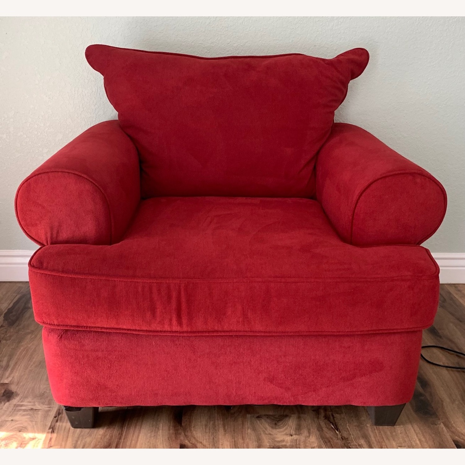 Pair of Peak Living Rooms to Go Red Armchairs - image-7