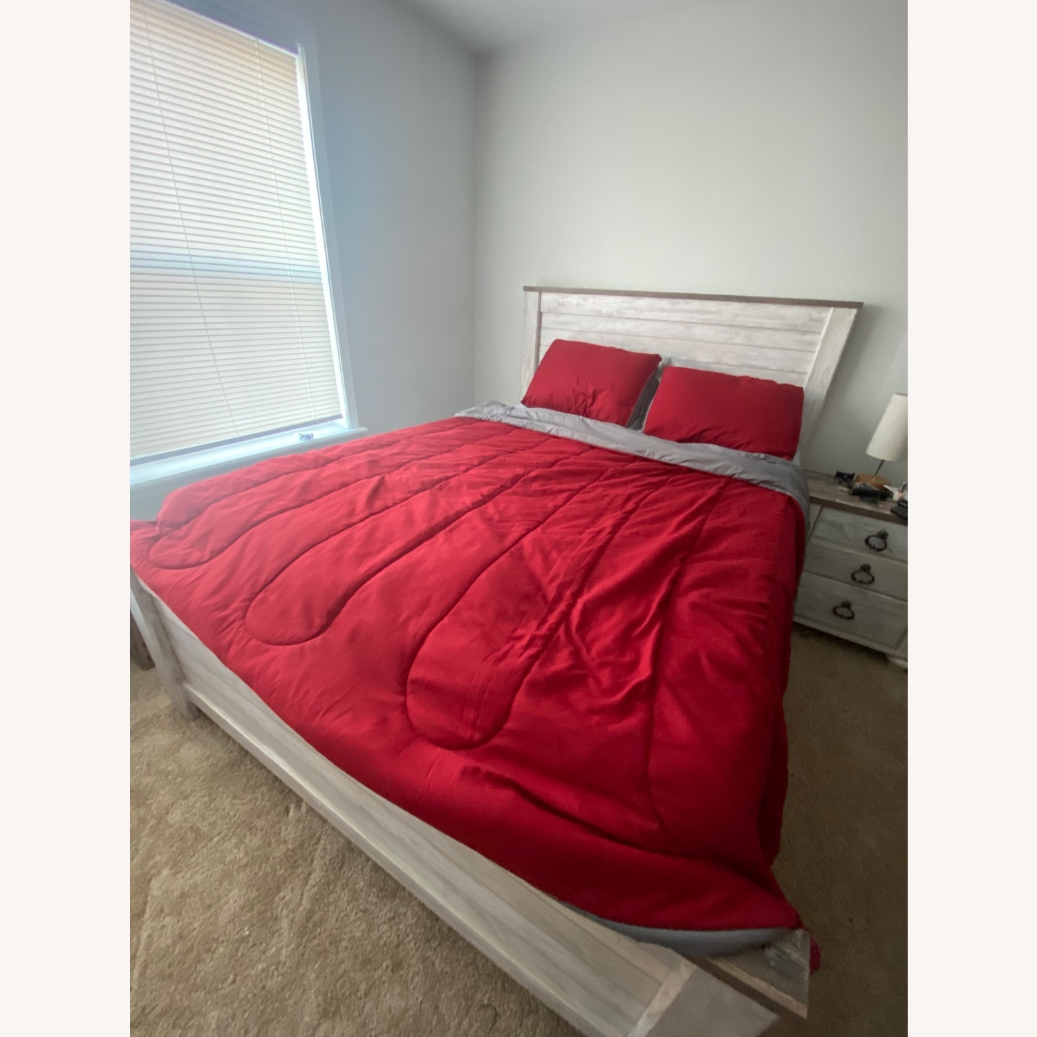 Old Brick Furniture Queen Bed - image-2