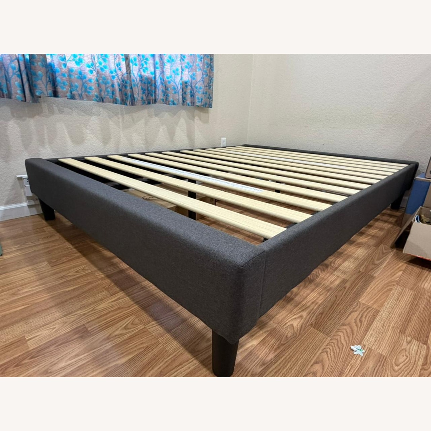 Amazon Dark Gray Queen Bed - image-4