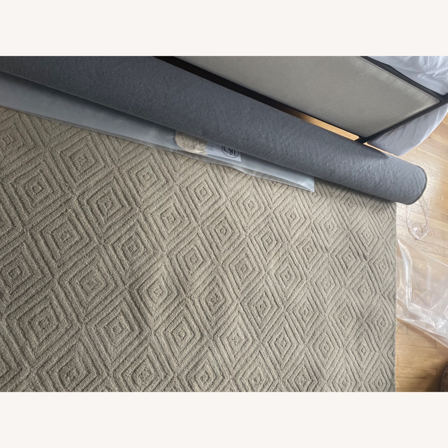 Beige Hooked Diamond Rug - image-1