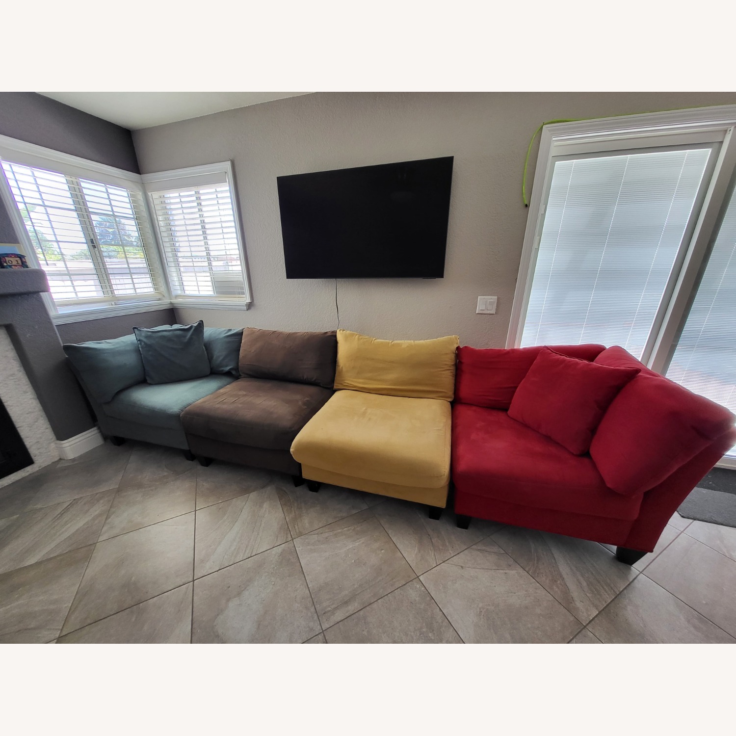 H.M. Richards Modular 6 Piece Sectional - image-5