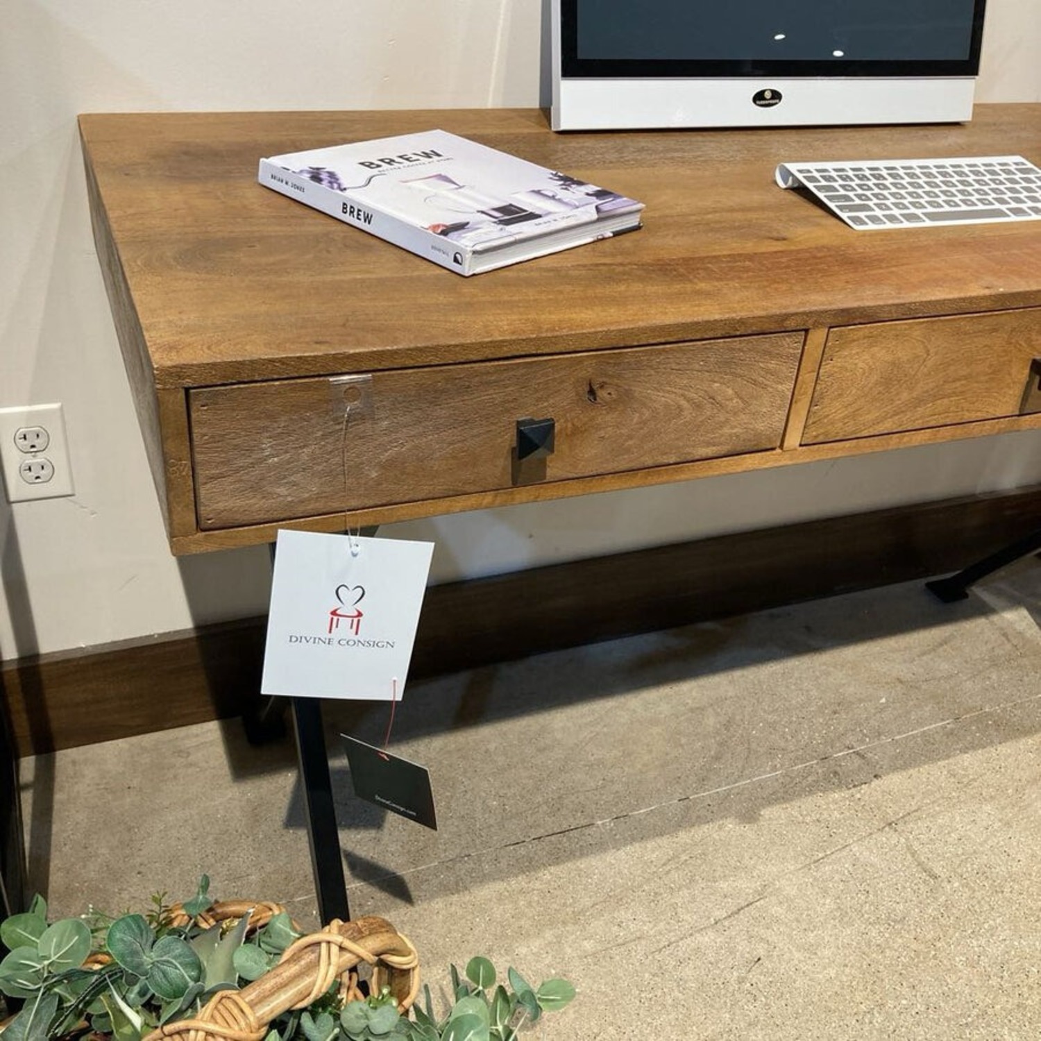 Villa2 Dakota Wood & Metal Desk - image-5