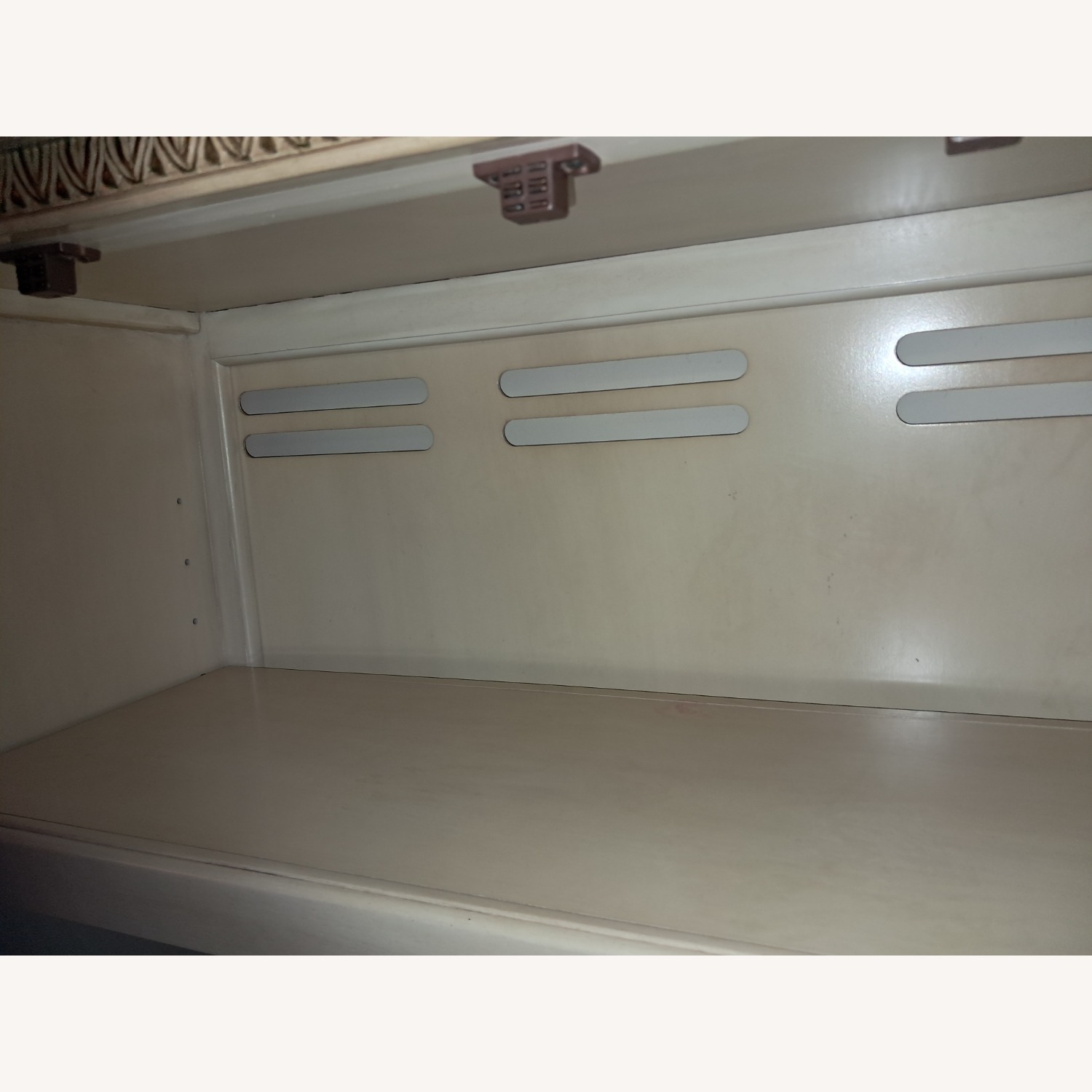 Aico Lavelle 7 Drawers Wood Armoire - image-15