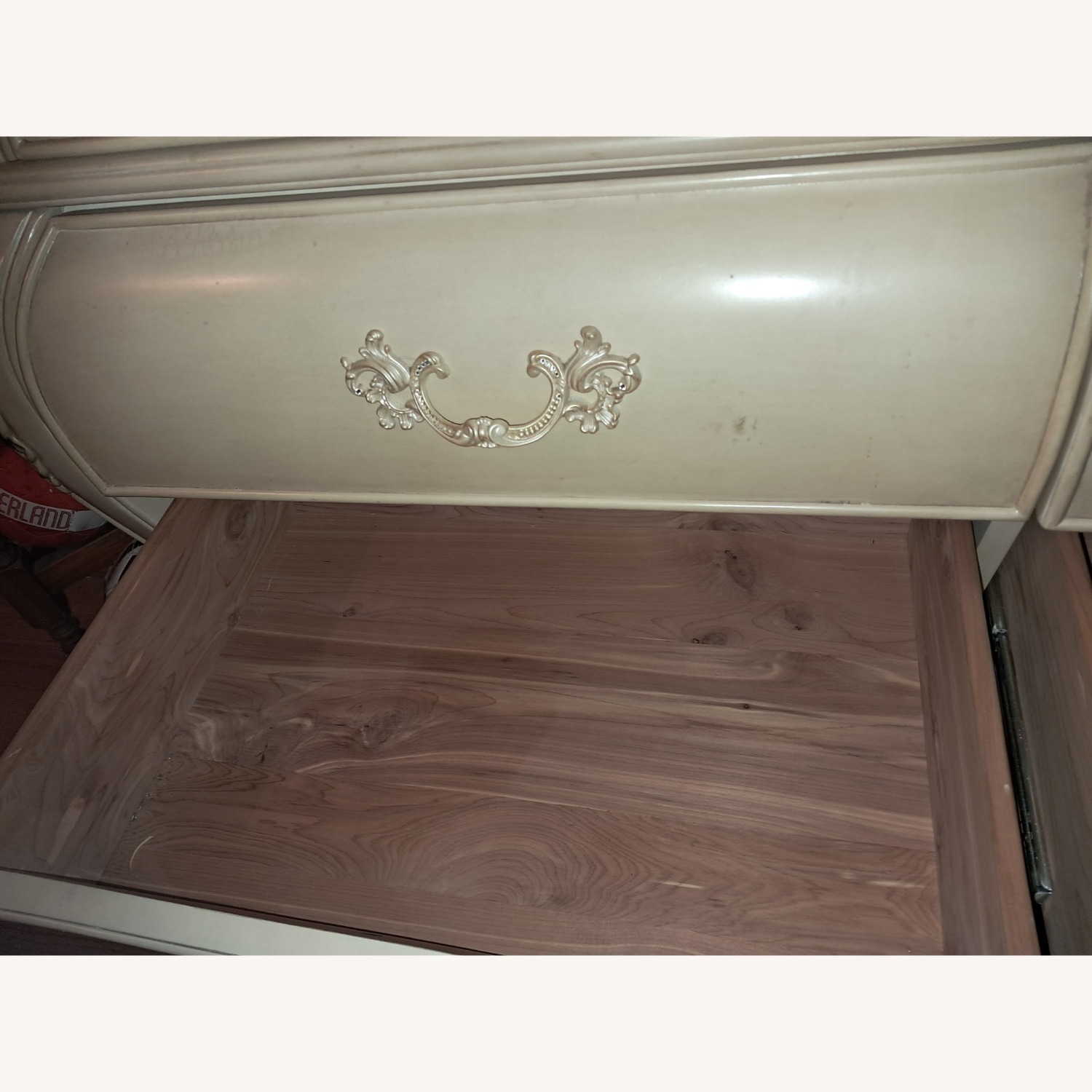 Aico Lavelle 7 Drawers Wood Armoire - image-6