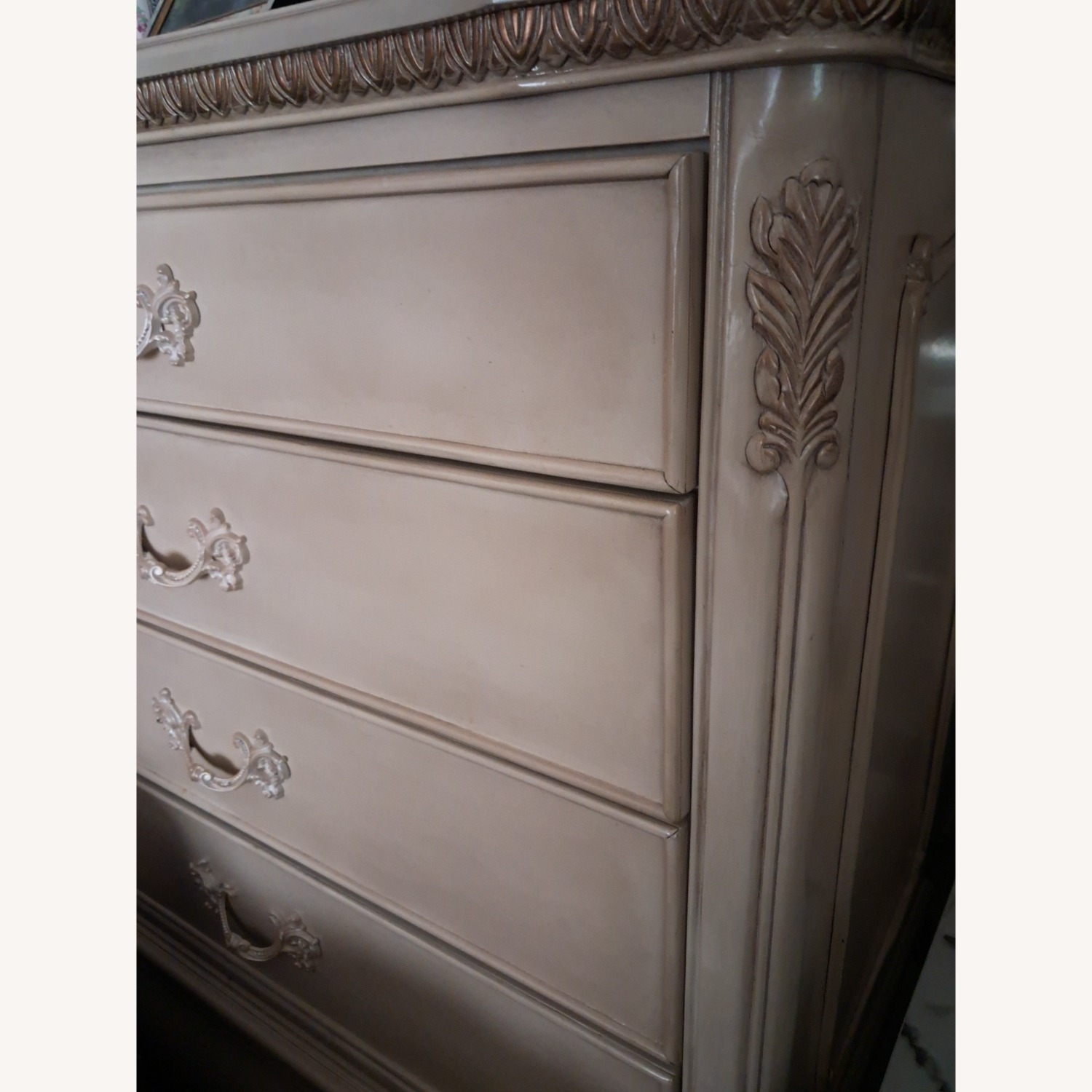 AICO Lavelle 6 Drawer Chest - image-4