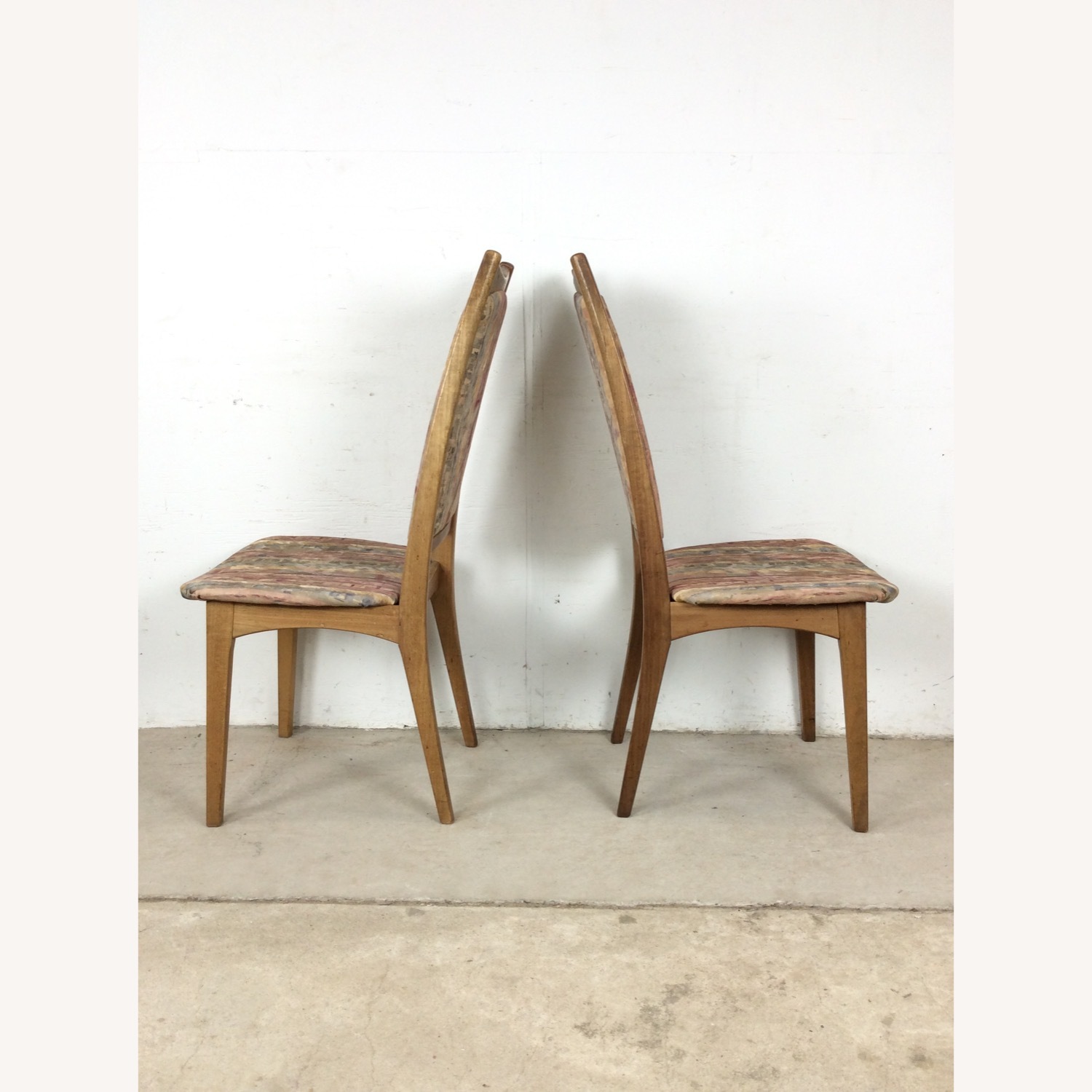 Set of 6 MCM Dining Chairs with Vintage Upholstery - image-31