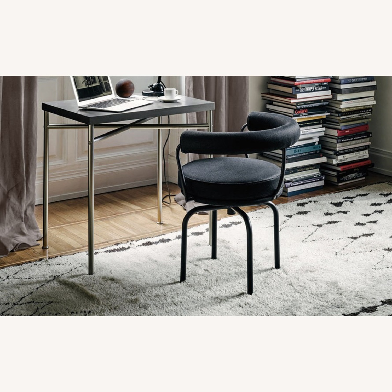 Le Corbusier Lc7 Swivel Chair for Cassina  - image-2