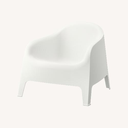 Used IKEA SKARPÖ White Plastic Accent Chairs for sale on AptDeco