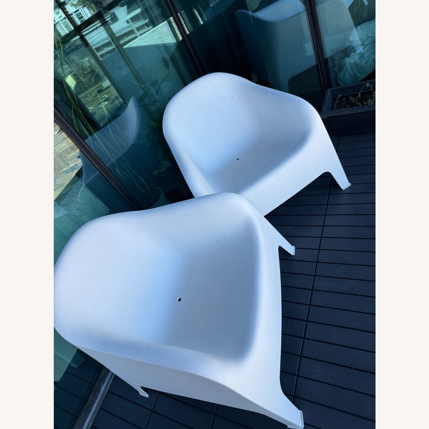 IKEA SKARPÖ White Plastic Accent Chairs - image-1