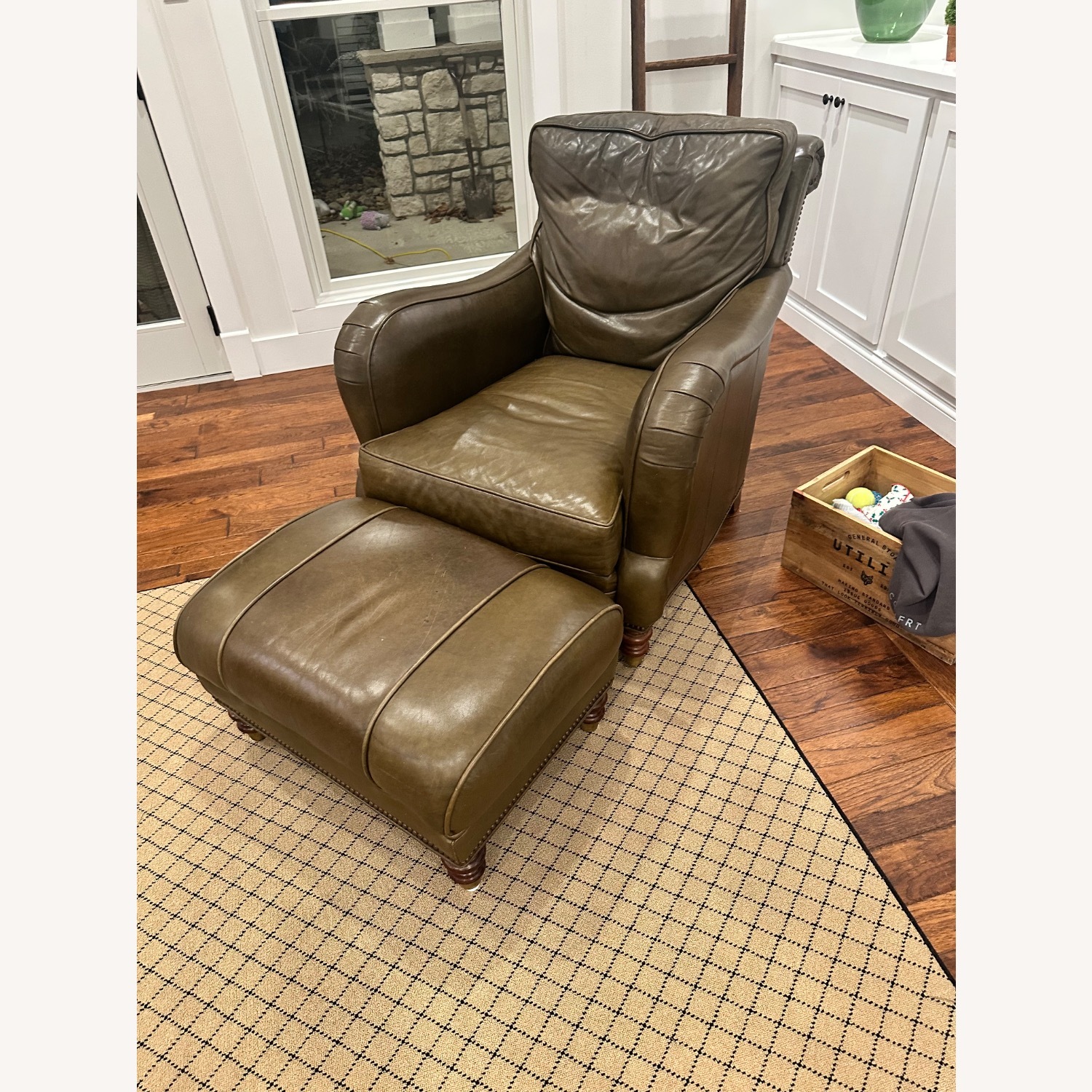 Whl Collection Craftsman Green Leather Armchair - image-3