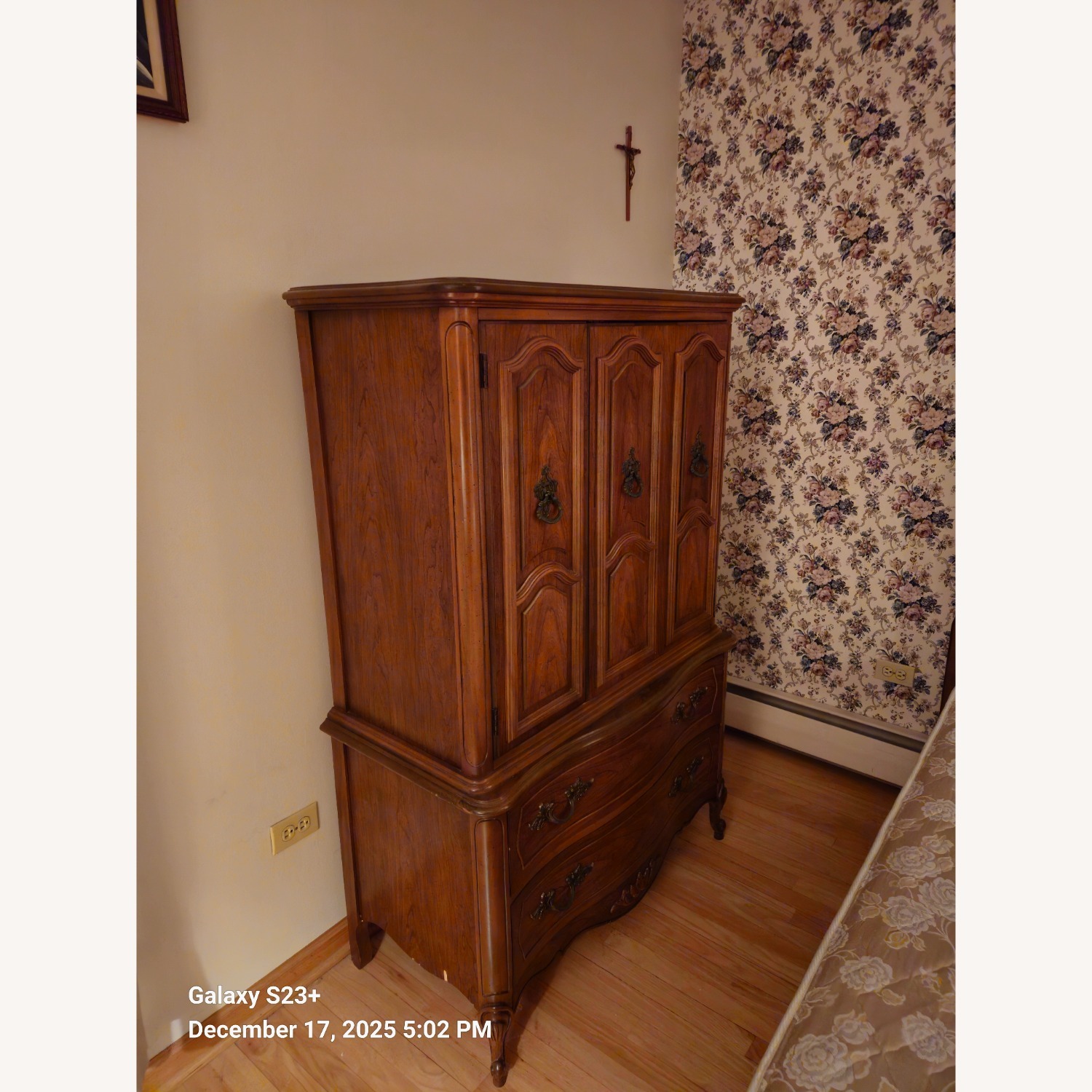 Vintage/Antique Armoire French Provincial - image-1