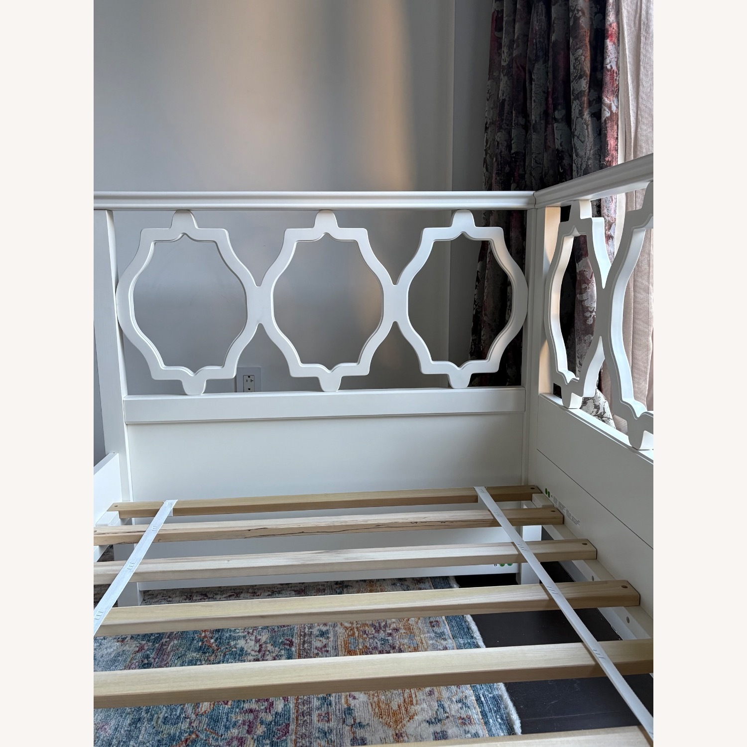 Pottery Barn Teen Elsie Daybed  - image-15