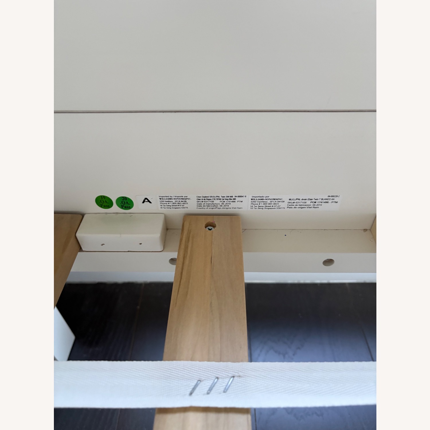 Pottery Barn Teen Elsie Daybed  - image-16