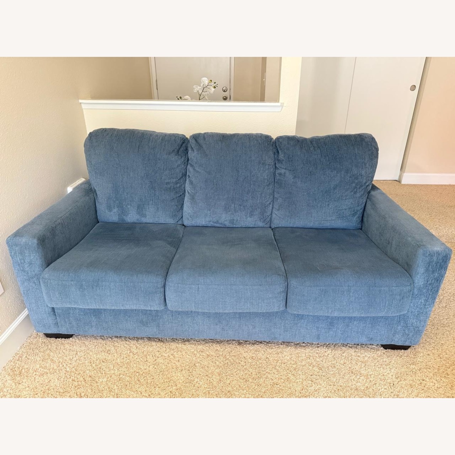 Ashley Furniture Rannis Full Sleeper sofa - image-2