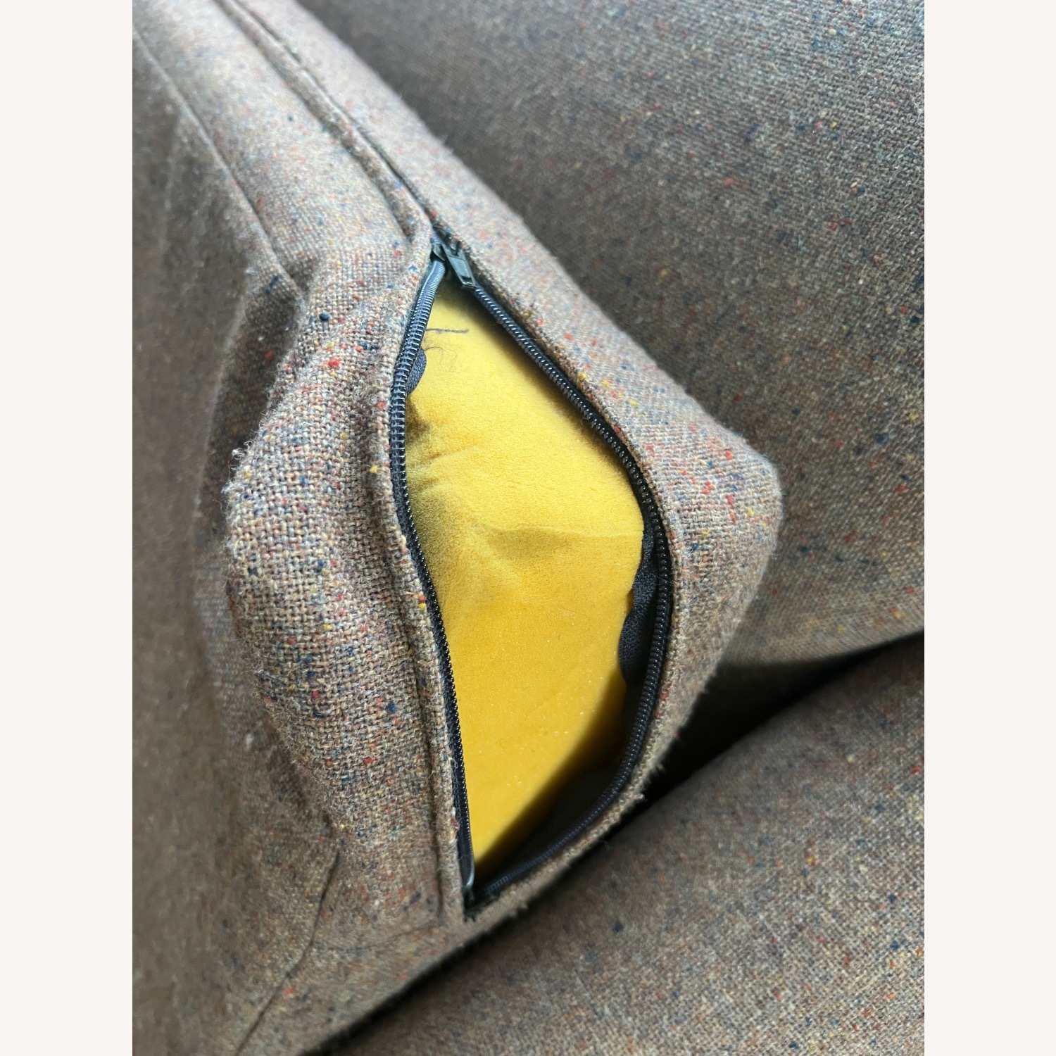 Vintage/Antique 3+ Seater Sofa - image-12